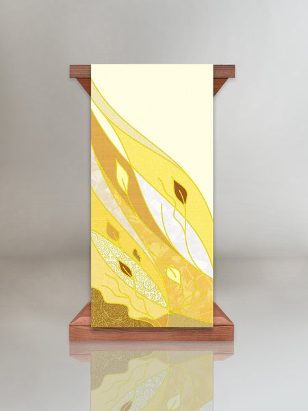 Gold & White Foliage Lectern Hanging