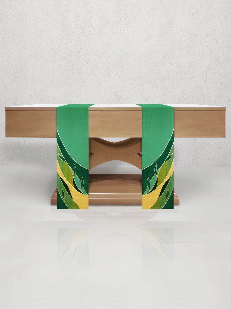 Curvilinear Foliage Altar Scarves