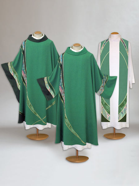 Curvilinear Green Vestment Collection