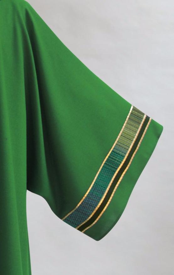 Classic Duomo & Woven Dalmatic – Bramante Studio